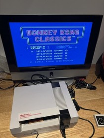 Donkey Kong Classics f&uuml;r NES (PAL). Verpackt. Getestet und funktionsf&auml;hig