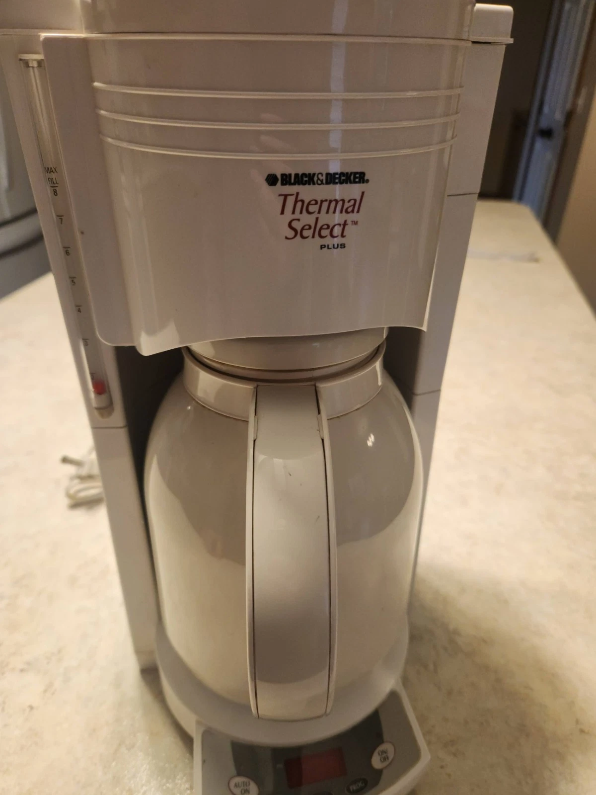 Black + Decker Thermal Select Plus 8 Cup Programmable Coffeemaker White