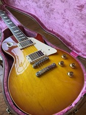 1999 Gibson Custom Shop ‘59 Reissue R9 8.3 lbs Les Paul Standard Cherry Sunburst