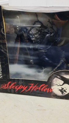 McFarlane - Sleepy Hollow - Headless Horseman - 3 Piece Deluxe Box