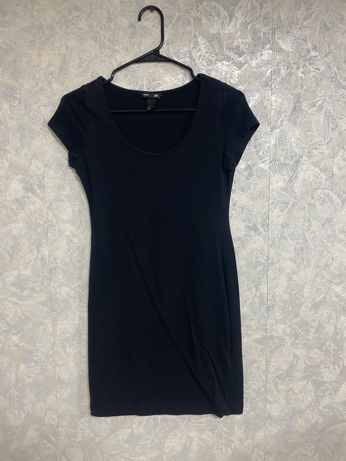 H&M Women’s Bodycon Dress Scoop Neck Short Sleeve Solid Black Short Size S