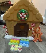 Step2 My First Gingerbread House Christmas Playset Lights & Music