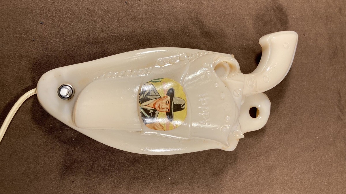 50s Hoppy Hopalong Cassidy Pistol in Holster Night Light Aladdin