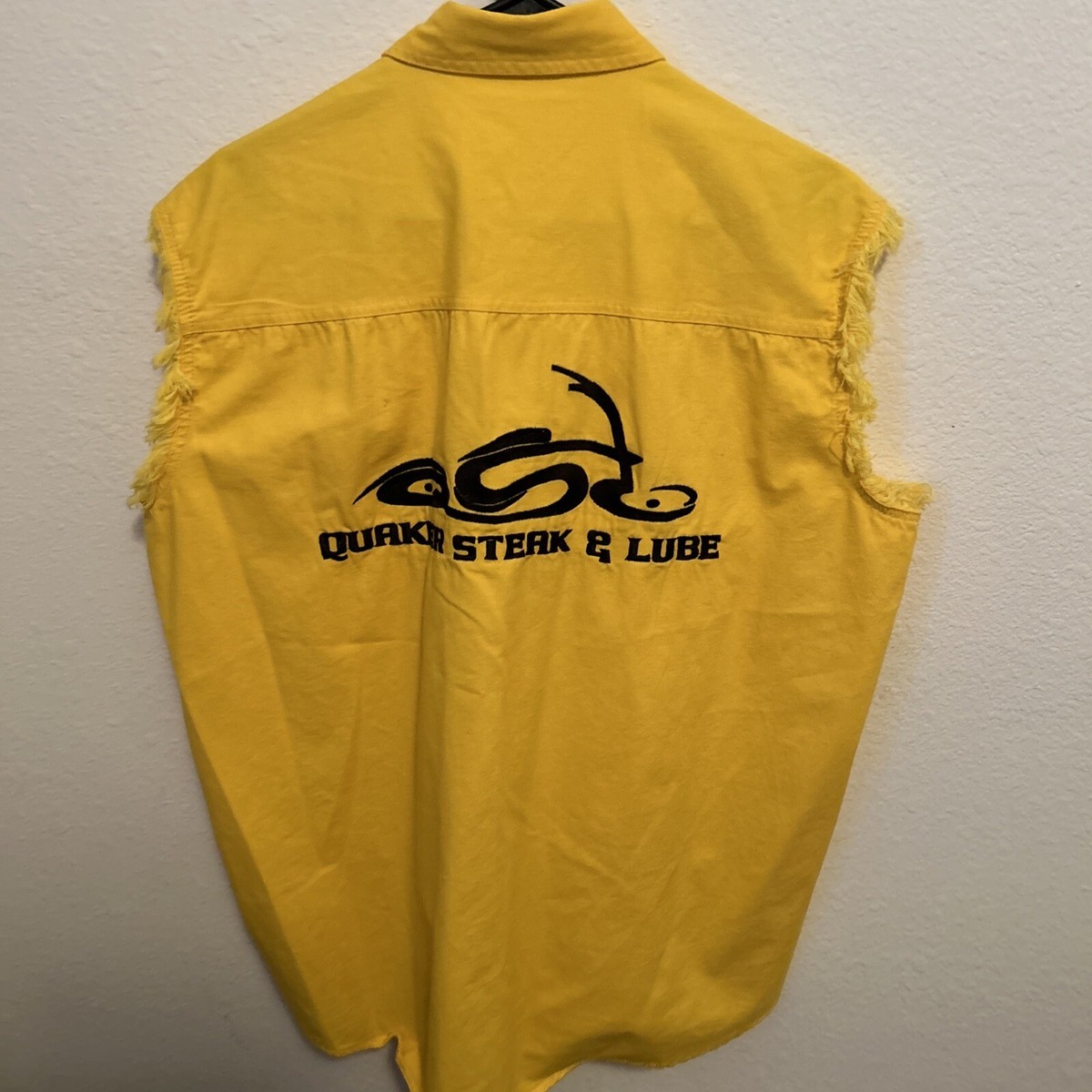 Quaker Steak & Lube - Bike Night - Cut Off Shirt - Mens Size