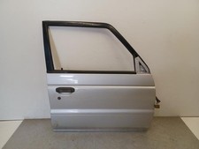 Porte avant et accessoires Mitsubishi PAJERO