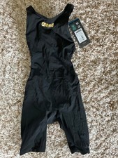 NEW Arena women&rsquo;s Powerskin Carbon Air2 - Open Back - Size 24 Black/Gold NWT