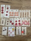 Vintage Pink And Red Buttons La mode, Le bouton, La. Petite, Streamline, Lansing — photo 1