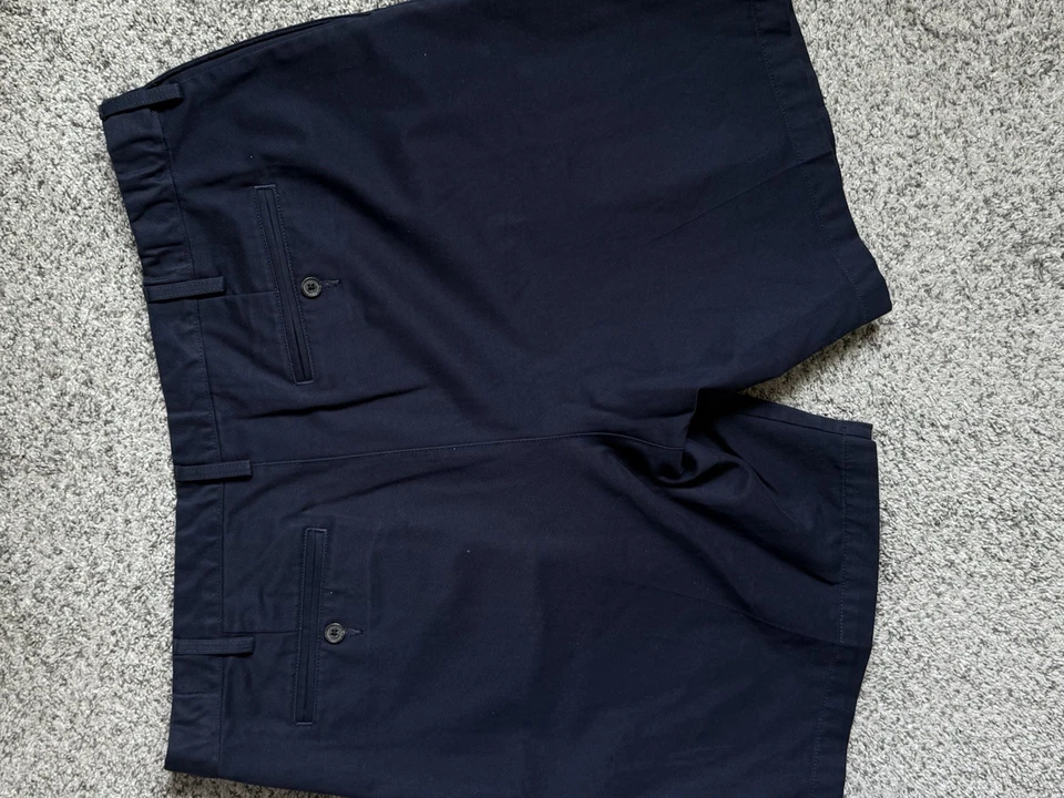 Pantalones Cortos Lands End Para Hombre Calce Tradicional Por encima de la Rodilla Plisados Azul Marino Papá Pantalones Cortos 42 Foto 3 de 4