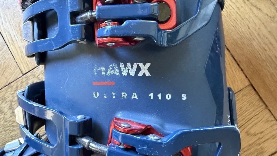 Atomic Hawx Ultra 110 ski boots, photo 3 of 5