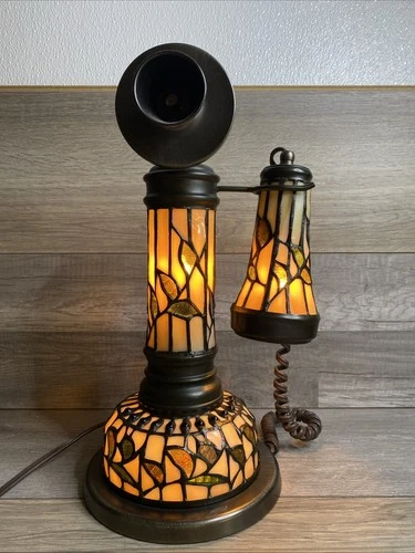 Tiffany Style Vintage Phone Table Desk Lamp Stained Glass Lighted Artwork (CRY)