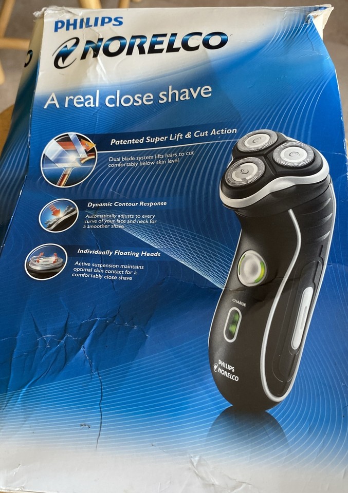(NEW) Philips Norelco 7300 Men