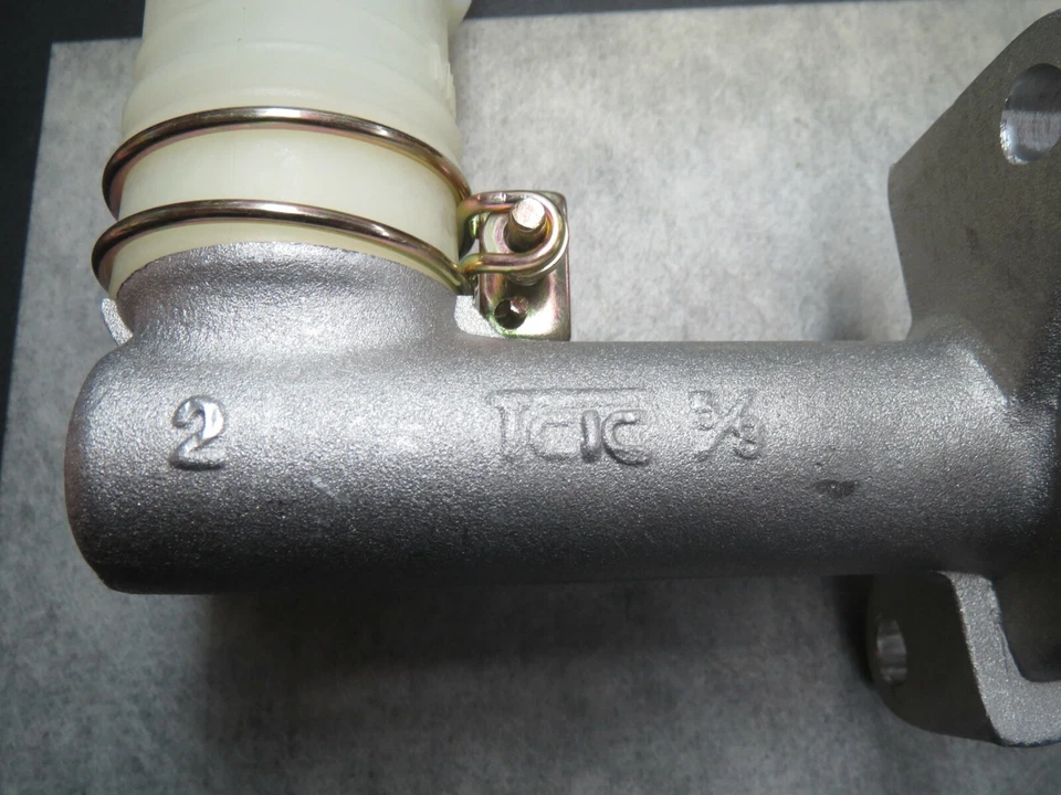 Cilindro maestro de embrague para Hyundai Elantra 1992-95 hecho en Corea - ¡Envío rápido! Foto 4 de 4