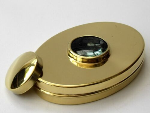 Hudson Bay Tobacco Box with Magnifying Glass in Brass by Tedd Cash - 第 1/1 張圖片