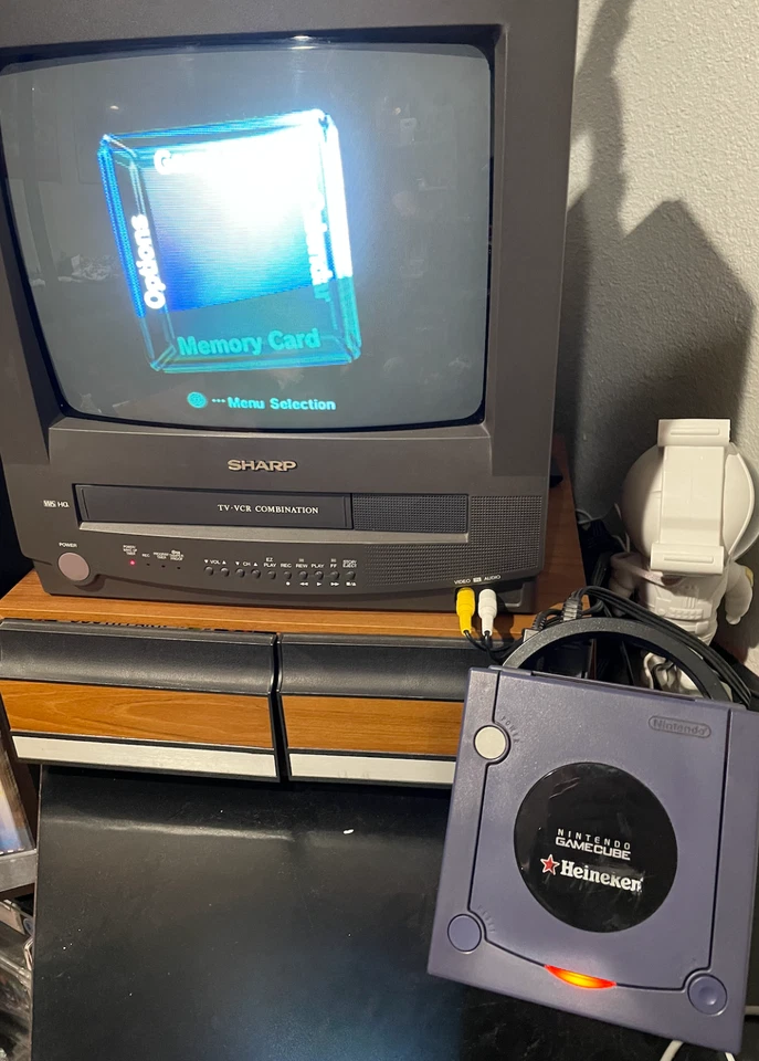 Consola Nintendo Heineken Gamecube 2002 - púrpura índigo - ¡Solo existen 50! Foto 2 de 4