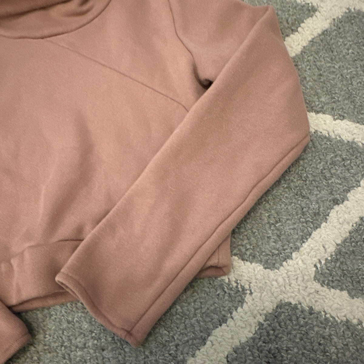 【ビューティ】Alo Yoga カバー長袖トップス Cover Long Sleeve Top | Women's Long Sleeve Tops | ALO