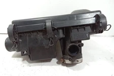 2009 Toyota Prius Air Intake Cleaner Assembly 1.5L OEM