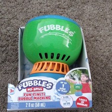 Little Kids Fubbles No-Spill Fun-Finiti Bubble Machine