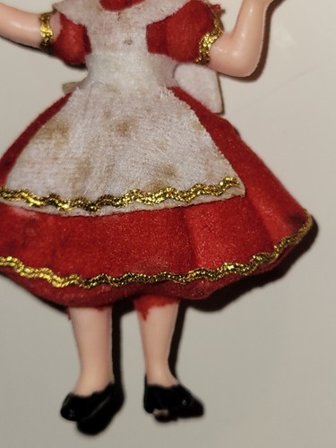 VTG Alice in Wonderland Alice Blow Mold Ornament w/ Red Felt Dress & White Apron - Picture 5 of 24