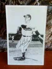 1951 Bob Feller signed autograph 6x4 Postcard Baseball Player