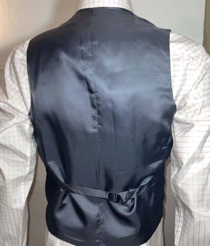 Jos A Bank 1905 MED 5 Button Gray In Motion Vest Wool Blend Adjustable Belt NWT - Picture 2 of 10