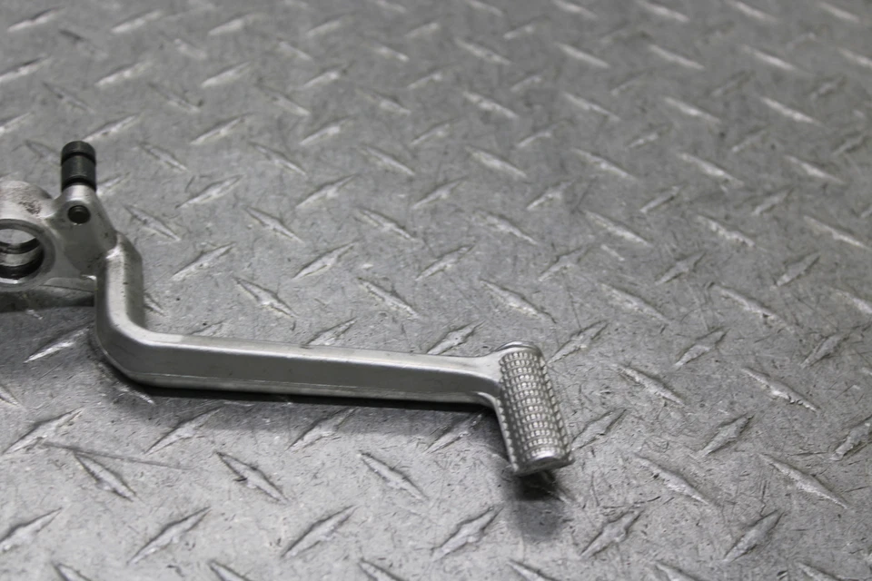 2005 SUZUKI HAYABUSA GSX1300R ПЕДАЛЬ ТОРМОЗА 43111-24F00 - Изображение 4 из 4