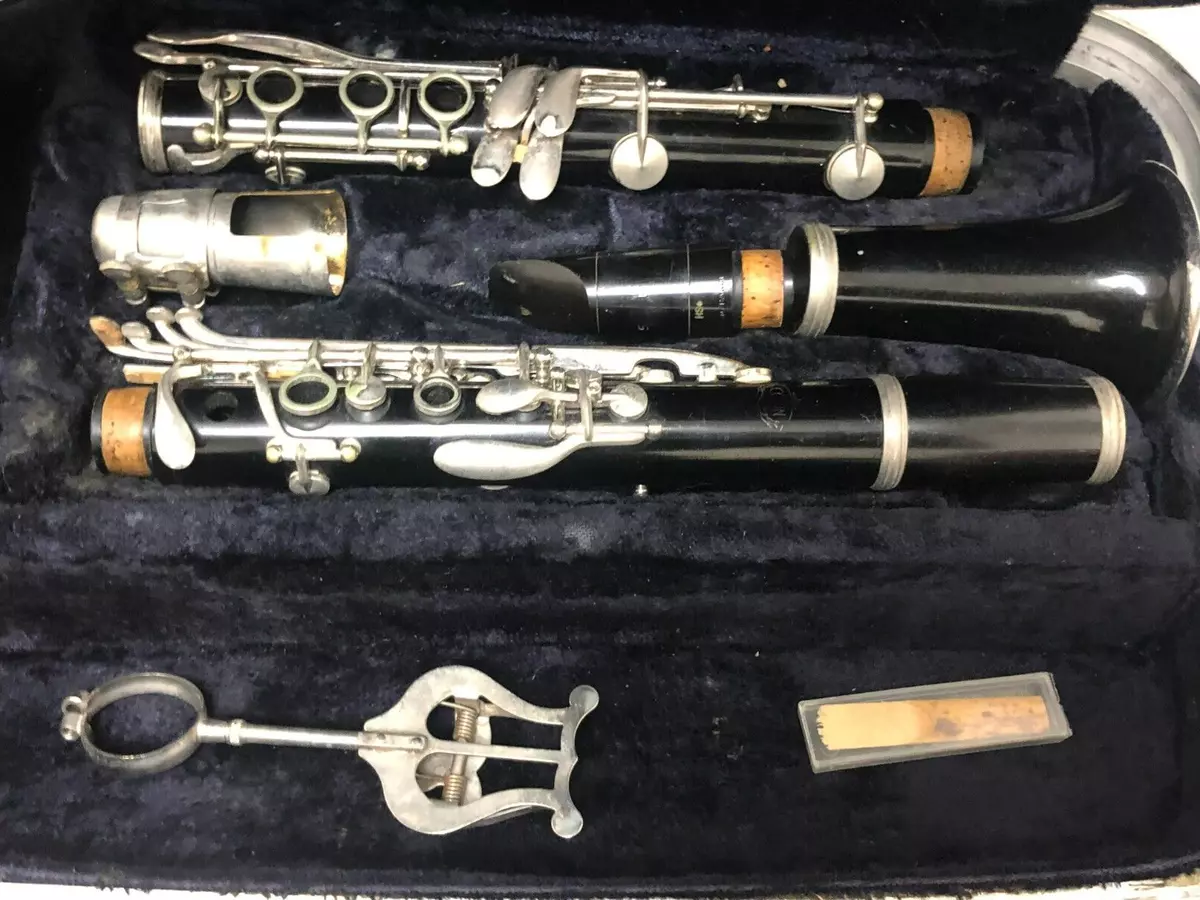 Conn clarinet deals