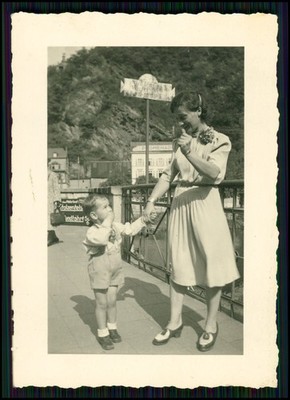 2x Photo - Mother with Child at the Jetty and City of Stolzenfels near Koblenz - 1943