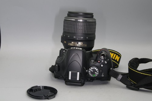Nikon D5100 16.2MP DSLR wit 18-55mm Lens +Battery - Excellent - S/C 1635 - Picture 5 of 8