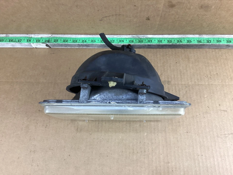 Оригинальная левая передняя фара в сборе со стороны водителя для Ford Aerostar 1992-1997 годов выпуска - Изображение 3 из 4