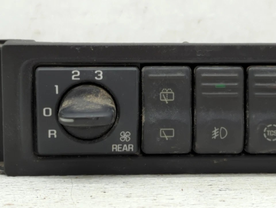 1998 Oldsmobile Silhouette Ac Heater Climate Control 10252248 ZAITP - Image 3 of 4