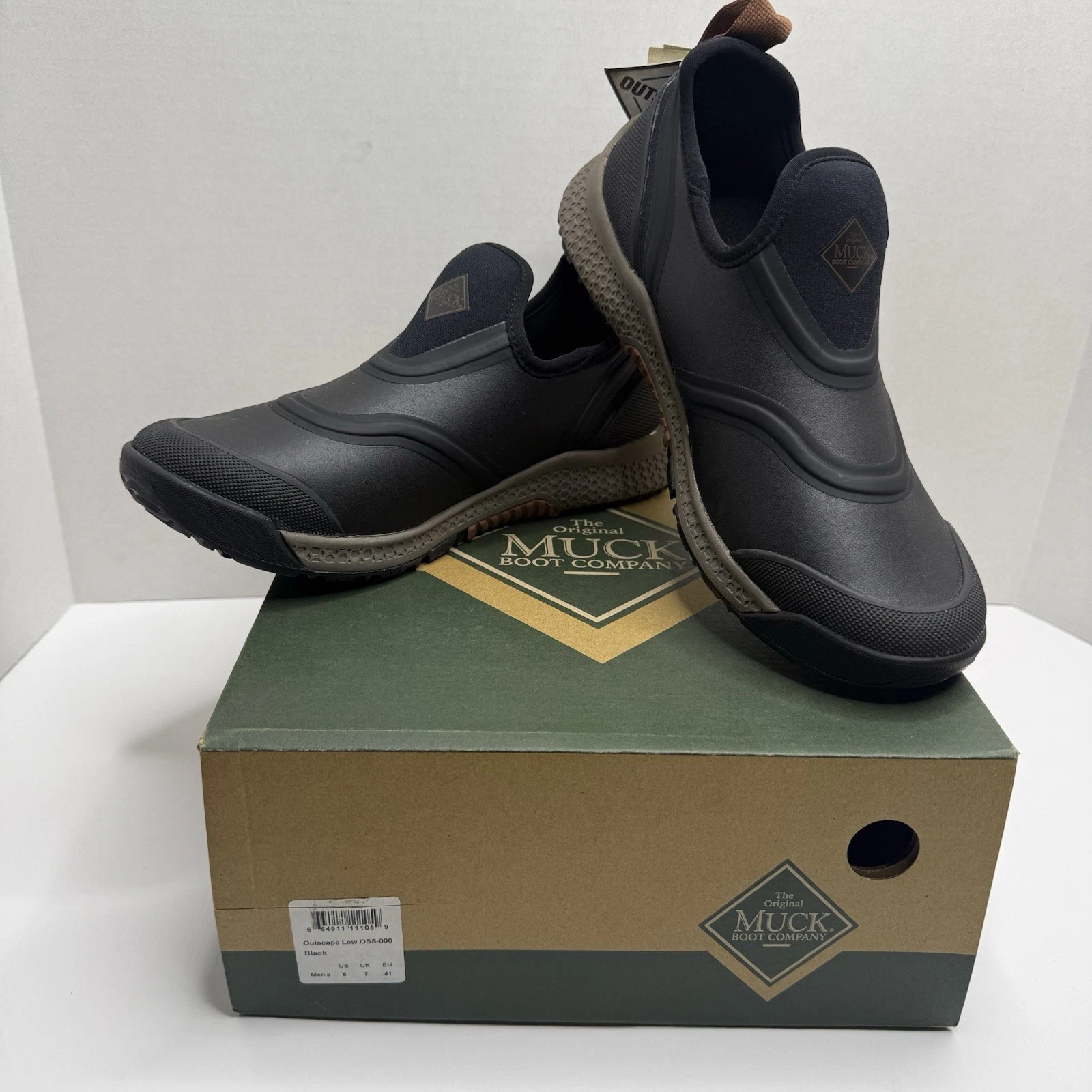 Muck Boot Outscape Low OSS-000 Waterproof Slip On Shoes Men’s 8 Black NIB