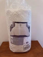 NEW 3pc King Caroline Embossed Quilt Set White - VCNY Home