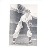 1954 Gil McDougald New York Yankees All Star picture pack card