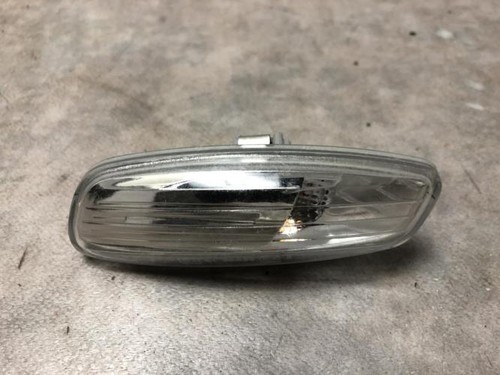 Clignotant Avant Gauche BMW X3 E83 Phase 2 – Pièce D'occasion – Garantie 12 Mois