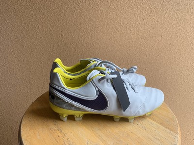 black and yellow tiempos