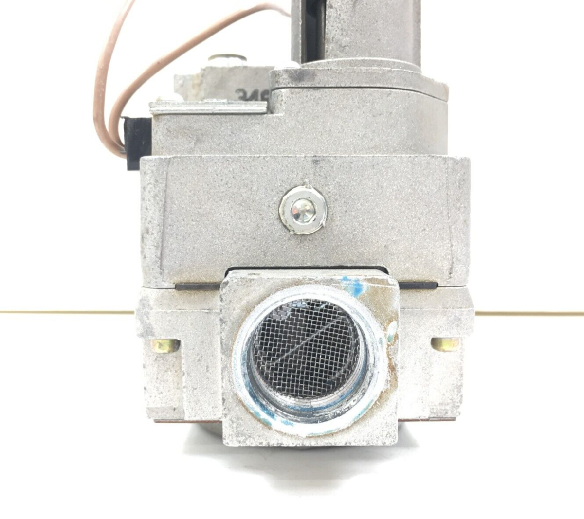 White Rodgers 36C68 type 822 Furnace Gas Valve Hayward 1503032101