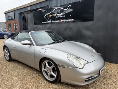 Porsche 911 Carrera 4 Tiptronic S 2001