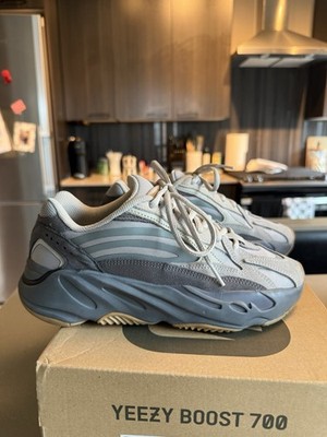 adidas Yeezy Boost 700 V2 Tephra
