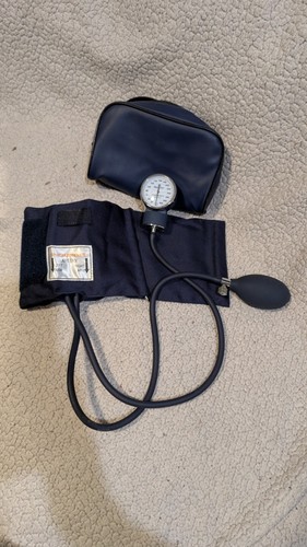 Sphygmomanometer Rellon Manual Blood Pressure Tester Cuff w/Case