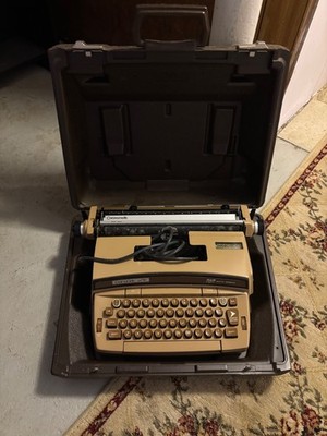 smith corona coronet super 12 electric typewriter- **WORKING * with case