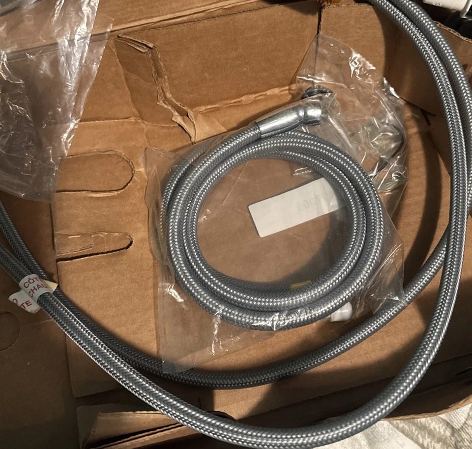 Nuevo Grifo Extraíble Cocina Moen Integra Resistencia a Manchas Acero Inoxidable Cepillado Foto 3 de 4