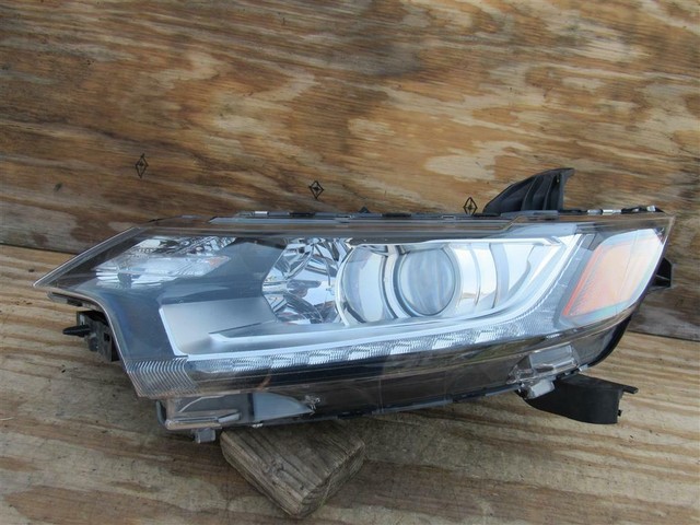 Headlight For 2018 Mitsubishi Outlander 16 17 18 19 2016 2017 2018 Mitsubishi Outlander Headlight Head Lamp OEM