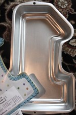 Wilton Number 1 Cake Pan/First Birthday Cake Pan