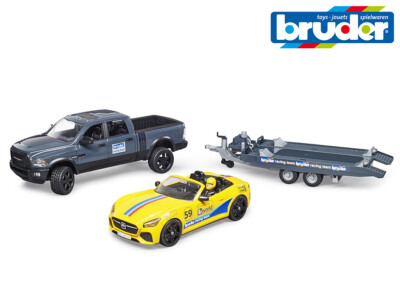 Bruder Toys Dodge Ram 2500 Power Wagon Pickup Truck mit Rennwagen & Anhänger 1:16