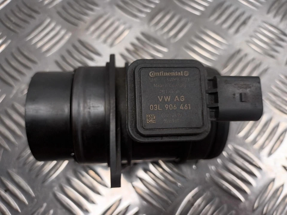 Audi A1 Mk1 10-18 1.6 Diesel Air Flow Meter MAF AFM 03L906461   506286 - Image 3 of 4