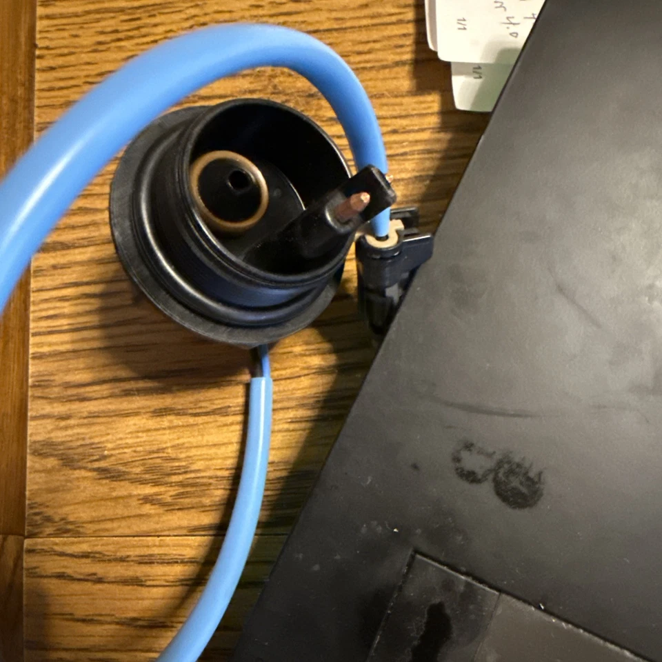 13-18 RAM 2500 3500 4500 5500 6,7 L DIÉSEL COMBUSTIBLE SENSOR DE AGUA FABRICANTE DE EQUIPOS ORIGINALES MOPAR GENUINO Foto 3 de 4