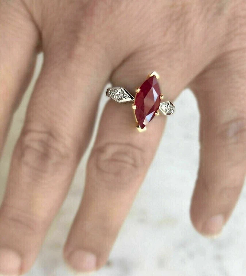 Anillo para mujer 2 quilates corte marquesa simulado rubí rosa chapado en oro blanco de 14 quilates plateado Foto 3 de 4