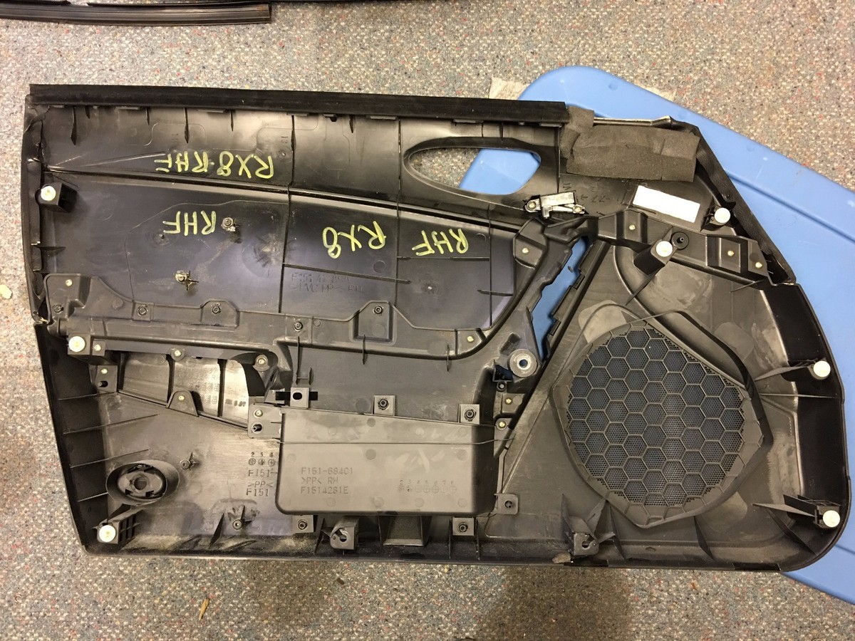2004 2005 2006 2007 2008 MAZDA RX-8 RIGHT FRONT INTERIOR DOOR