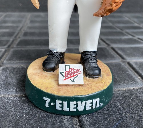 A ROD #3 TEXAS RANGERS Bobblehead 2002 by BD&A for 7-Eleven and Dr Pepper - Picture 7 of 9