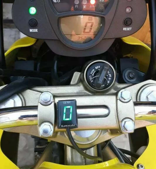 Z800 kawasaki 2010 deals